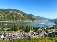 IMG_2034 Blick über baherach auf den Rhein.jpg