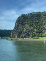 2026-0524  Rheinfahrt (21) Loreleyfelsen.jpg